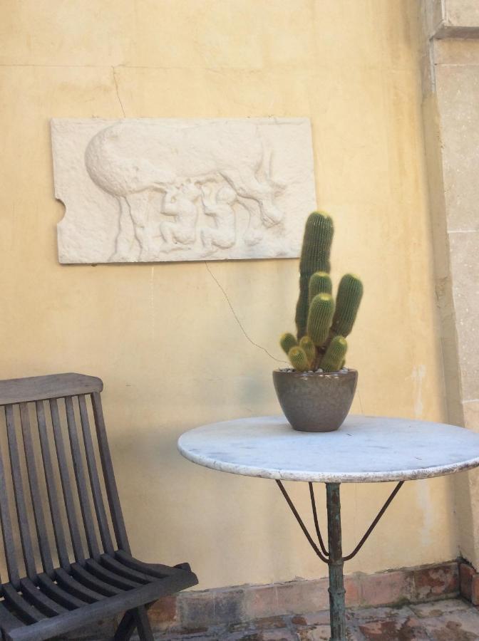 Ferienwohnung Liste Rouge Nîmes Exterior foto